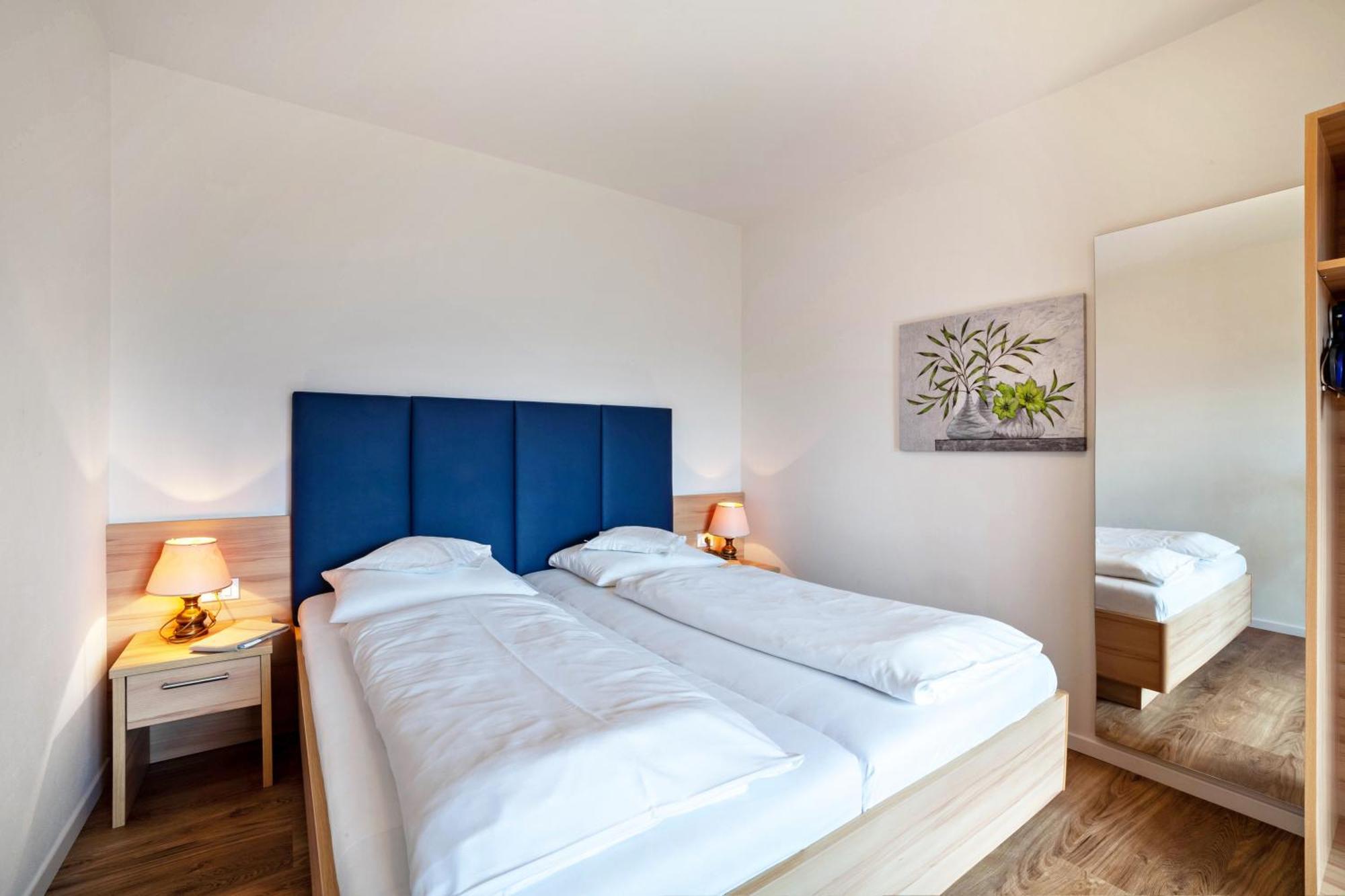 Hotel-Garni Appartement Gartenheim سكين المظهر الخارجي الصورة