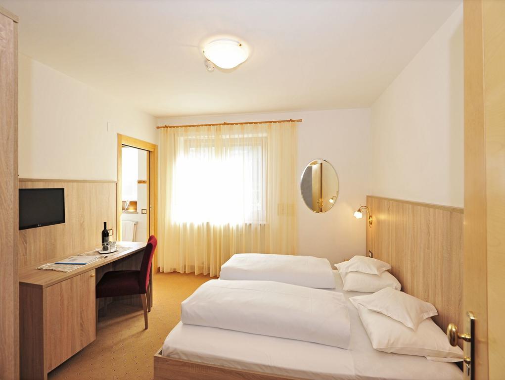 Hotel-Garni Appartement Gartenheim سكين المظهر الخارجي الصورة